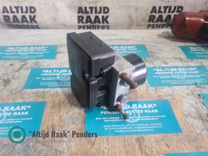 Gebruikte ABS Computer Suzuki Swift (ZA/ZC/ZD1/2/3/9) 1.3 VVT 16V Prijs op aanvraag aangeboden door "Altijd Raak" Penders