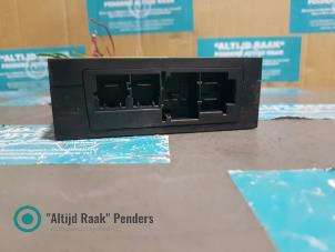 Gebruikte Zekeringkast BMW 7 serie (E65/E66/E67) 745 LiS 4.4 V8 32V Prijs op aanvraag aangeboden door "Altijd Raak" Penders