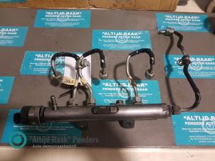 Gebruikte Injector brug Citroen C5 III Berline (RD) 3.0 HDiF V6 24V Prijs op aanvraag aangeboden door "Altijd Raak" Penders