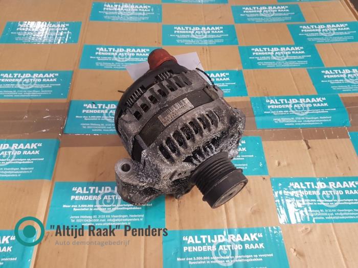 Dynamo van een Maserati Levante 3.0 S Biturbo V6 24V 2016