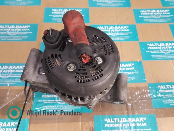 Dynamo van een Maserati Levante 3.0 S Biturbo V6 24V 2016