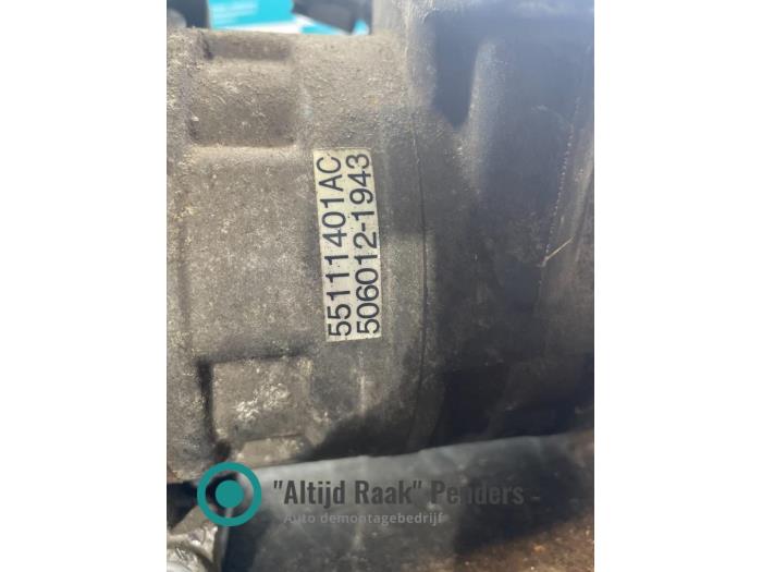 Aircopomp van een Dodge Nitro 2.8 CRD 16V 4x2 2008