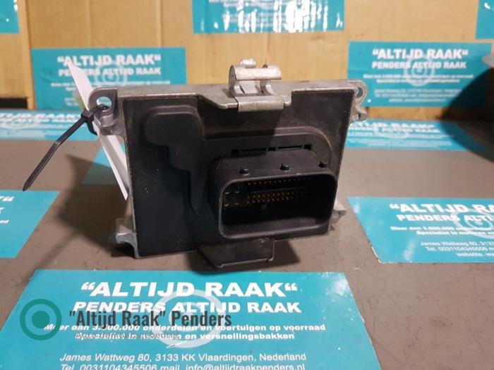 Ontstekingcomputer van een BMW 5 serie (E60) M5 V-10 40V LHD 2007