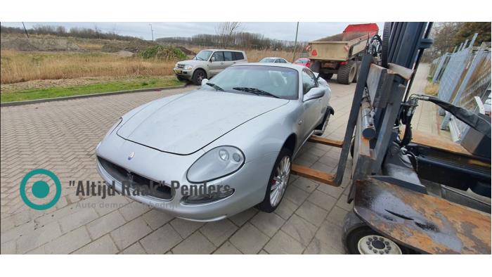 EGR Pomp van een Maserati 4200 GT/Coupé (M138) 4.2 V8 32V 2004