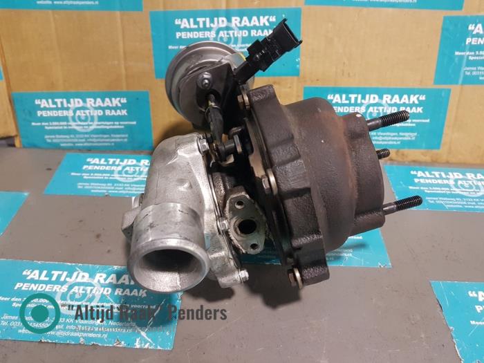 Gebruikte Turbo Kia Cee'd (EDB5) 2.0 CRDi 16V Prijs op aanvraag aangeboden door "Altijd Raak" Penders