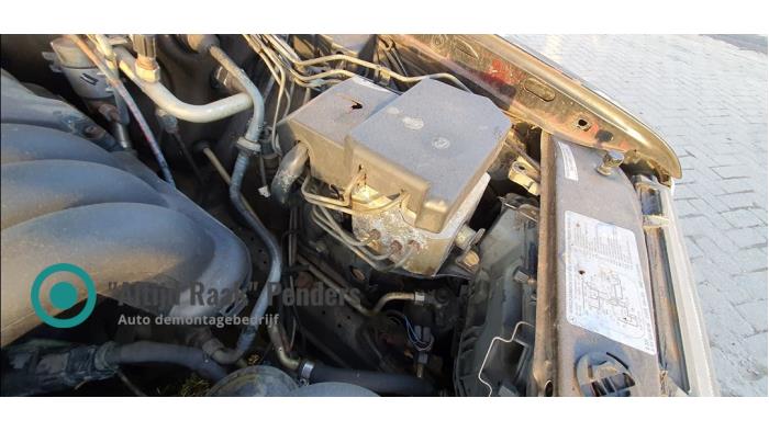 Gebruikte ABS Computer Mercedes E (R124) 3.2 E-320 24V Prijs op aanvraag aangeboden door "Altijd Raak" Penders