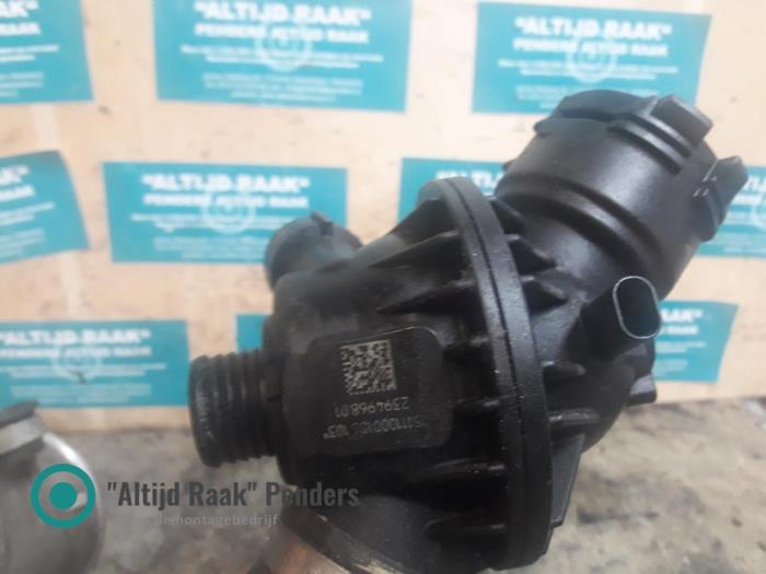 Thermostaathuis van een BMW 1 serie (F20) 116i 1.6 16V 2015