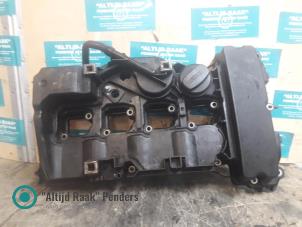 Gebruikte Kleppendeksel Mercedes E (W211) 1.8 E-200 K 16V Prijs op aanvraag aangeboden door "Altijd Raak" Penders