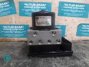 Gebruikte ABS Pomp Landrover Freelander Hard Top 2.0 td4 16V Prijs op aanvraag aangeboden door "Altijd Raak" Penders