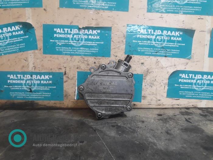 Gebruikte Vacuumpomp (Benzine) Audi A6 (C6) 3.2 V6 24V FSI Prijs op aanvraag aangeboden door "Altijd Raak" Penders