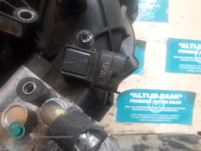 Gebruikte Sensor map (inlaatspruitstuk) Hyundai i10 (B5) 1.0 12V Prijs op aanvraag aangeboden door "Altijd Raak" Penders
