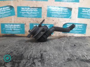 Gebruikte Waterpomp Volvo S40 (MS) 2.0 D 16V Prijs op aanvraag aangeboden door "Altijd Raak" Penders