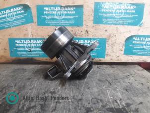 Gebruikte Waterpomp Landrover Range Rover Sport (LW) 3.0 TDV6 Prijs op aanvraag aangeboden door "Altijd Raak" Penders