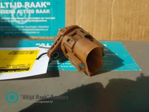 Gebruikte Schakelaar (diversen) Volkswagen Transporter/Caravelle T4 2.8 V6 24V Prijs op aanvraag aangeboden door "Altijd Raak" Penders