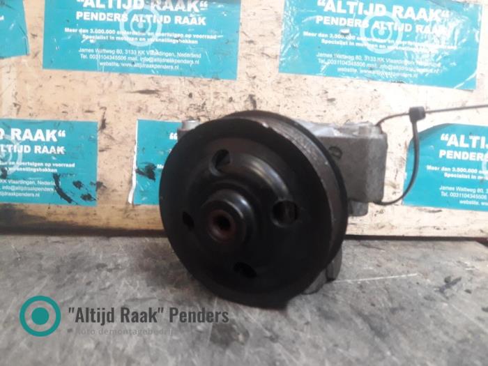 Used Pomp Servo Jaguar XF (CC9) 2.7 D V6 24V Price on request offered by "Altijd Raak" Penders