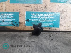 Gebruikte Oliedop Daihatsu Feroza Soft Top (F300) 1.6 DX,EL,SE 16V Hard Top Prijs op aanvraag aangeboden door "Altijd Raak" Penders