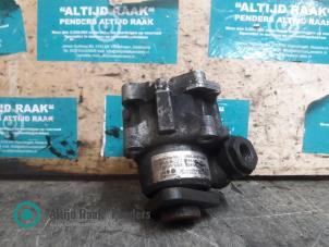 Gebruikte Servopomp Jaguar S-type (X200) 2.7 TD 24V Euro III Prijs op aanvraag aangeboden door "Altijd Raak" Penders