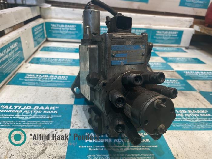 Gebruikte Brandstofpomp Mechanisch Chevrolet Chevy/Sportsvan G20 Standard Cargo 6.5 V8 Turbo Diesel EGR . Prijs op aanvraag aangeboden door "Altijd Raak" Penders