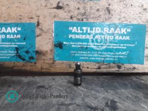 Gebruikte Tuimelaar Volkswagen Touran (1T3) 2.0 TDI 16V 140 Prijs op aanvraag aangeboden door "Altijd Raak" Penders