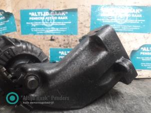 Gebruikte Motorsteun Mercedes E (W212) E-300 CDI V6 24V BlueEfficiency Prijs op aanvraag aangeboden door "Altijd Raak" Penders