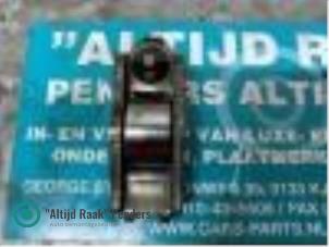 Gebruikte Klepstoter Volkswagen Golf IV (1J1) 1.6 16V Prijs op aanvraag aangeboden door "Altijd Raak" Penders