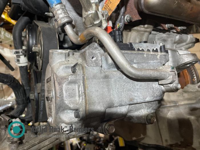 Gebruikte Aircopomp Lexus GS (..S19) 450h 3.5 V6 24V Prijs op aanvraag aangeboden door "Altijd Raak" Penders