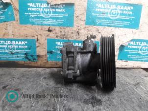 Gebruikte Pomp Servo Chevrolet Nubira (J100) 2.0 16V Prijs op aanvraag aangeboden door "Altijd Raak" Penders