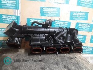 Gebruikte Inlaatspruitstuk Mercedes A (W176) 1.6 A-180 16V Prijs op aanvraag aangeboden door "Altijd Raak" Penders