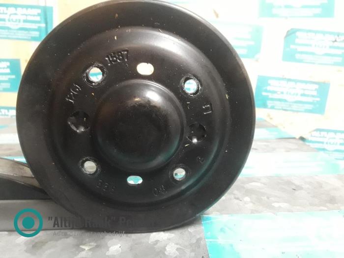 Gebruikte Poelie Waterpomp Chevrolet Camaro 3.6 V6 LS,LT Prijs op aanvraag aangeboden door "Altijd Raak" Penders
