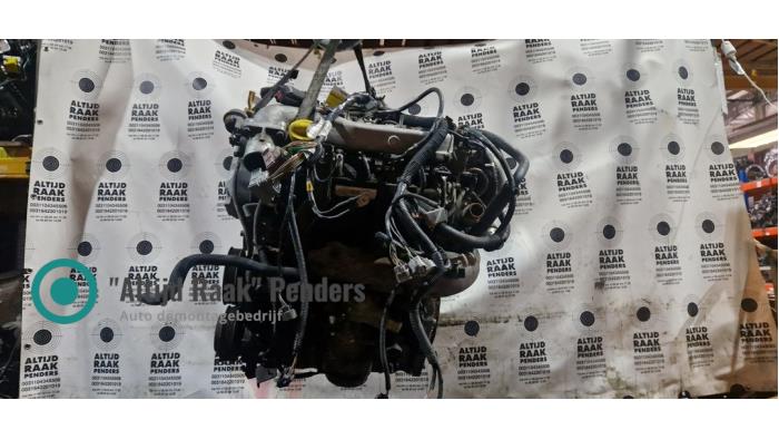 Motor van een Renault Espace (JK) 3.0 dCi V6 24V 2004