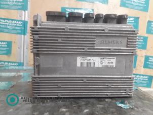 Gebruikte Computer Automatische Bak Renault Clio (B/C57/357/557/577) 1.4i RN,RT Kat. Prijs op aanvraag aangeboden door "Altijd Raak" Penders