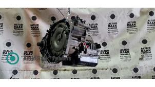 Gebruikte Versnellingsbak Volkswagen Transporter/Caravelle T5 Prijs op aanvraag aangeboden door "Altijd Raak" Penders