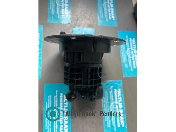 Gebruikte Tank element Pomp Mercedes S (W221) 5.5 S-550 32V Prijs op aanvraag aangeboden door "Altijd Raak" Penders