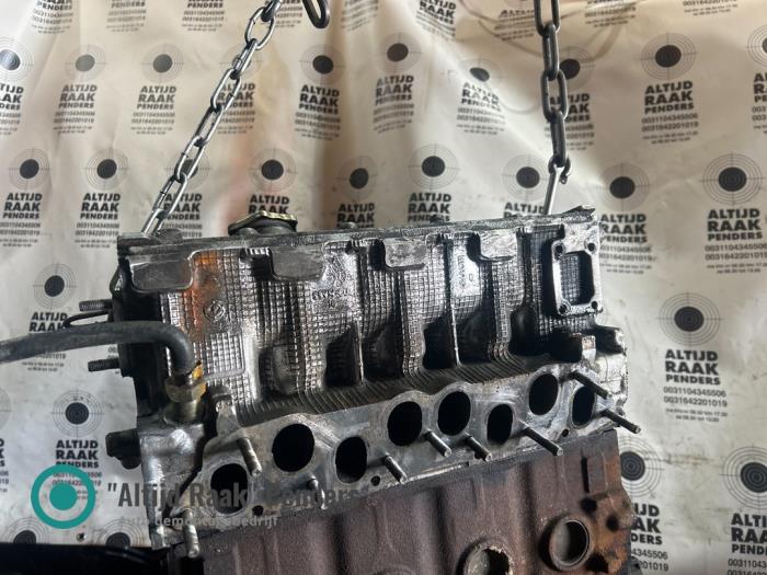 Gebruikte Cilinderkop Fiat Ducato (230/231/232/234) 1.9 TDS Panorama,Combi Prijs op aanvraag aangeboden door "Altijd Raak" Penders