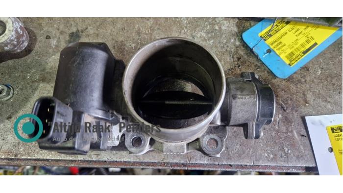 Gebruikte Gasklephuis Toyota Land Cruiser (J12) 3.0 D-4D 16V Prijs op aanvraag aangeboden door "Altijd Raak" Penders