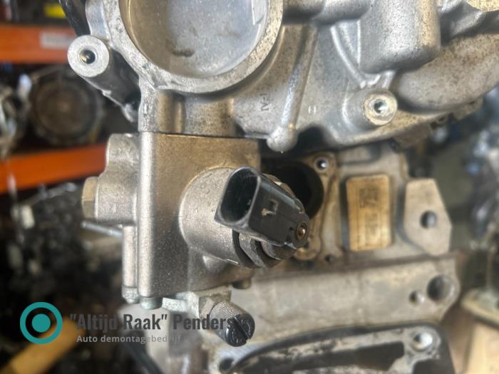 Gebruikte Hogedrukpomp Volkswagen Golf V 4Motion (1K1) 2.0 FSI 16V Prijs op aanvraag aangeboden door "Altijd Raak" Penders