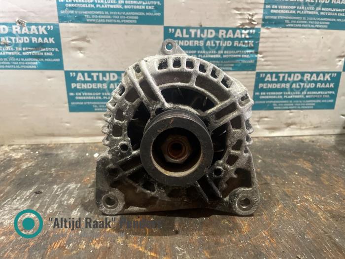 Gebruikte Alternator Renault Megane III Grandtour (KZ) 1.6 16V Prijs op aanvraag aangeboden door "Altijd Raak" Penders