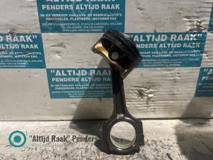 Gebruikte Drijfstang Volvo V40 Prijs op aanvraag aangeboden door "Altijd Raak" Penders