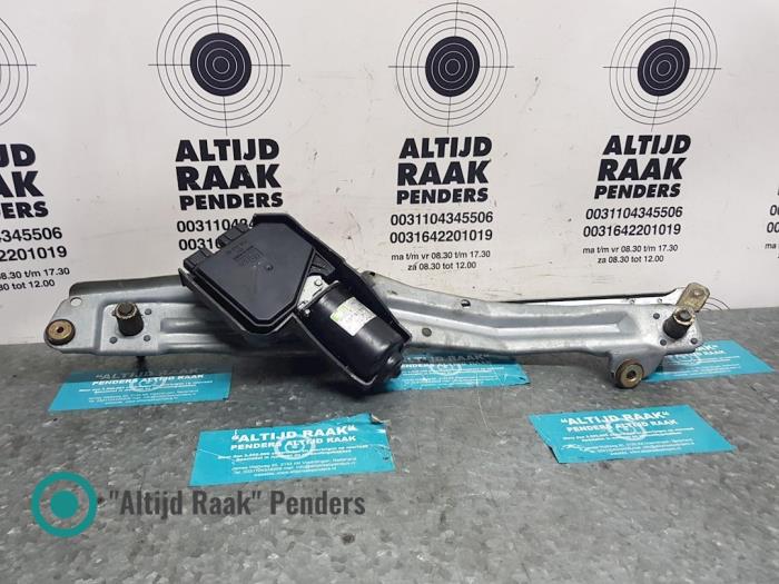 Ruitenwismotor+Mechaniek van een Alfa Romeo GTV (916) 2.0 16V Twin Spark 1998