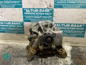 Gebruikte Oliepomp BMW 5 serie (F10) 550i xDrive V8 32V TwinPower Turbo Prijs op aanvraag aangeboden door "Altijd Raak" Penders