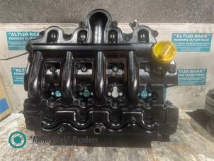 Gebruikte Kleppendeksel Renault Master II (ED/HD/UD) 2.2 dCi 16V Prijs op aanvraag aangeboden door "Altijd Raak" Penders