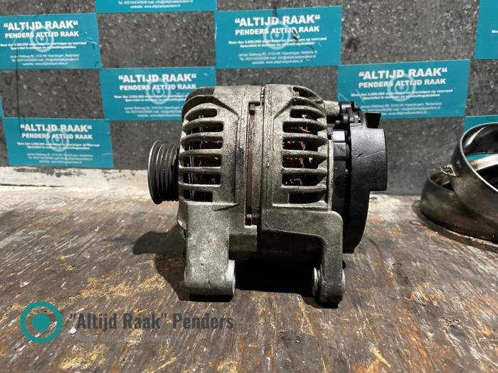 Gebruikte Dynamo Jeep Grand Cherokee (WK/WK2) 3.0 CRD V6 24V Prijs op aanvraag aangeboden door "Altijd Raak" Penders