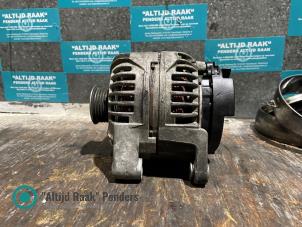 Gebruikte Alternator Jeep Grand Cherokee (WK/WK2) 3.0 CRD V6 24V Prijs op aanvraag aangeboden door "Altijd Raak" Penders