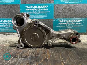 Gebruikte Oliepomp Jeep Grand Cherokee (WK/WK2) 3.0 CRD V6 24V Prijs op aanvraag aangeboden door "Altijd Raak" Penders