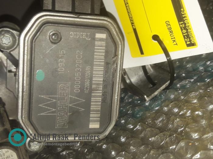 Gebruikte Gasklephuis Mercedes B (W245) 2.0 B-200 16V Turbo Prijs € 1.029,71 Inclusief btw aangeboden door "Altijd Raak" Penders
