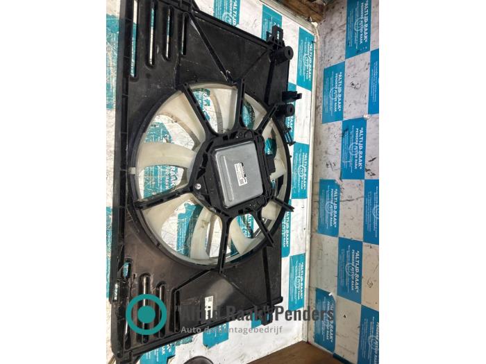 Radiateurfan van een Toyota Yaris IV (P21/PA1/PH1) 1.6 GR 2020