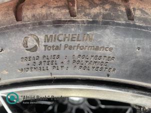 Gebruikte Velgen set + banden Toyota Yaris IV (P21/PA1/PH1) 1.6 GR Prijs op aanvraag aangeboden door "Altijd Raak" Penders