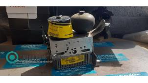 Gebruikte ABS Pomp Mercedes E (W211) Prijs op aanvraag aangeboden door "Altijd Raak" Penders