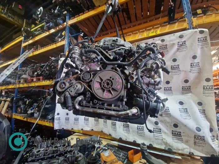 Gebruikte Motor Audi Q7 (4LB) 4.2 FSI V8 32V Prijs op aanvraag aangeboden door "Altijd Raak" Penders