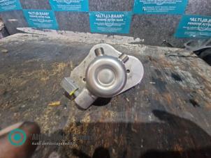 Gebruikte Hogedrukpomp BMW 3 serie (E90) 318i 16V Prijs op aanvraag aangeboden door "Altijd Raak" Penders